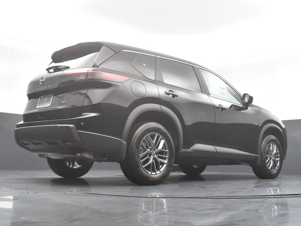 2025 Nissan Rogue S photo 21