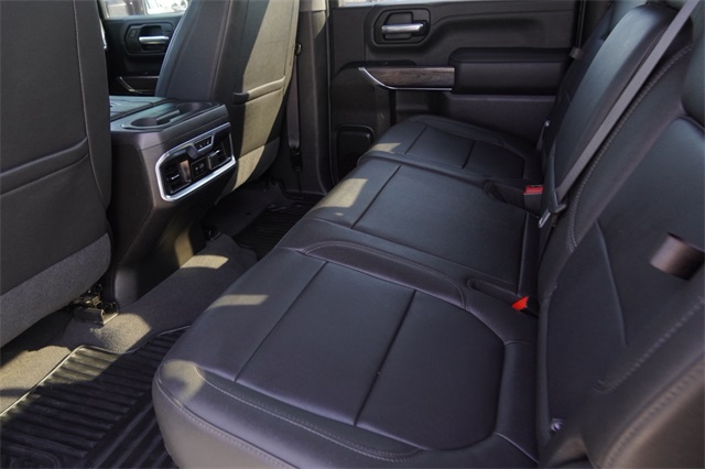 2022 Chevrolet Silverado 2500HD LTZ photo 12