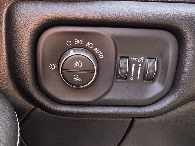 2024 Ram 3500 Laramie Crew Cab 4x4 8' Box