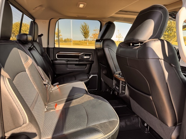 2024 Ram 3500 Laramie Crew Cab 4x4 8' Box