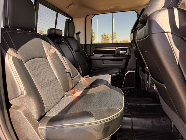 2024 Ram 3500 Laramie Crew Cab 4x4 8' Box