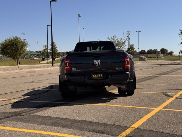 2024 Ram 3500 Laramie Crew Cab 4x4 8' Box