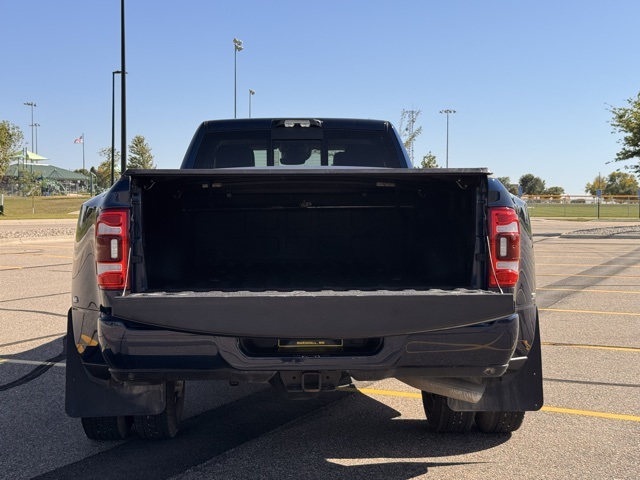 2024 Ram 3500 Laramie Crew Cab 4x4 8' Box