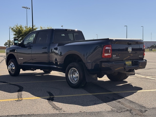 2024 Ram 3500 Laramie Crew Cab 4x4 8' Box