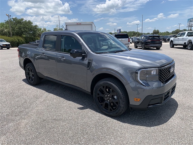 2025 Carbonized Gray Metallic Ford Maverick Lariat AWD Truck