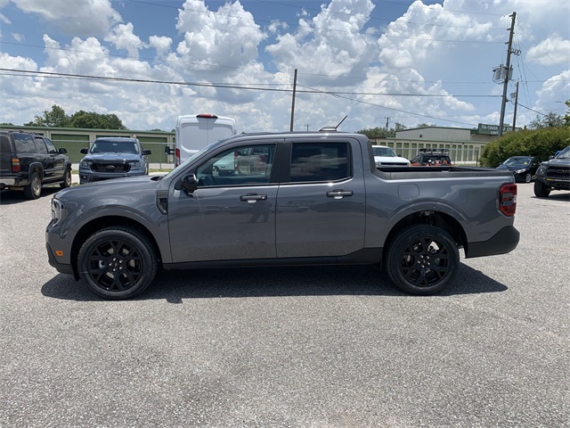 2025 Carbonized Gray Metallic Ford Maverick Lariat AWD Truck