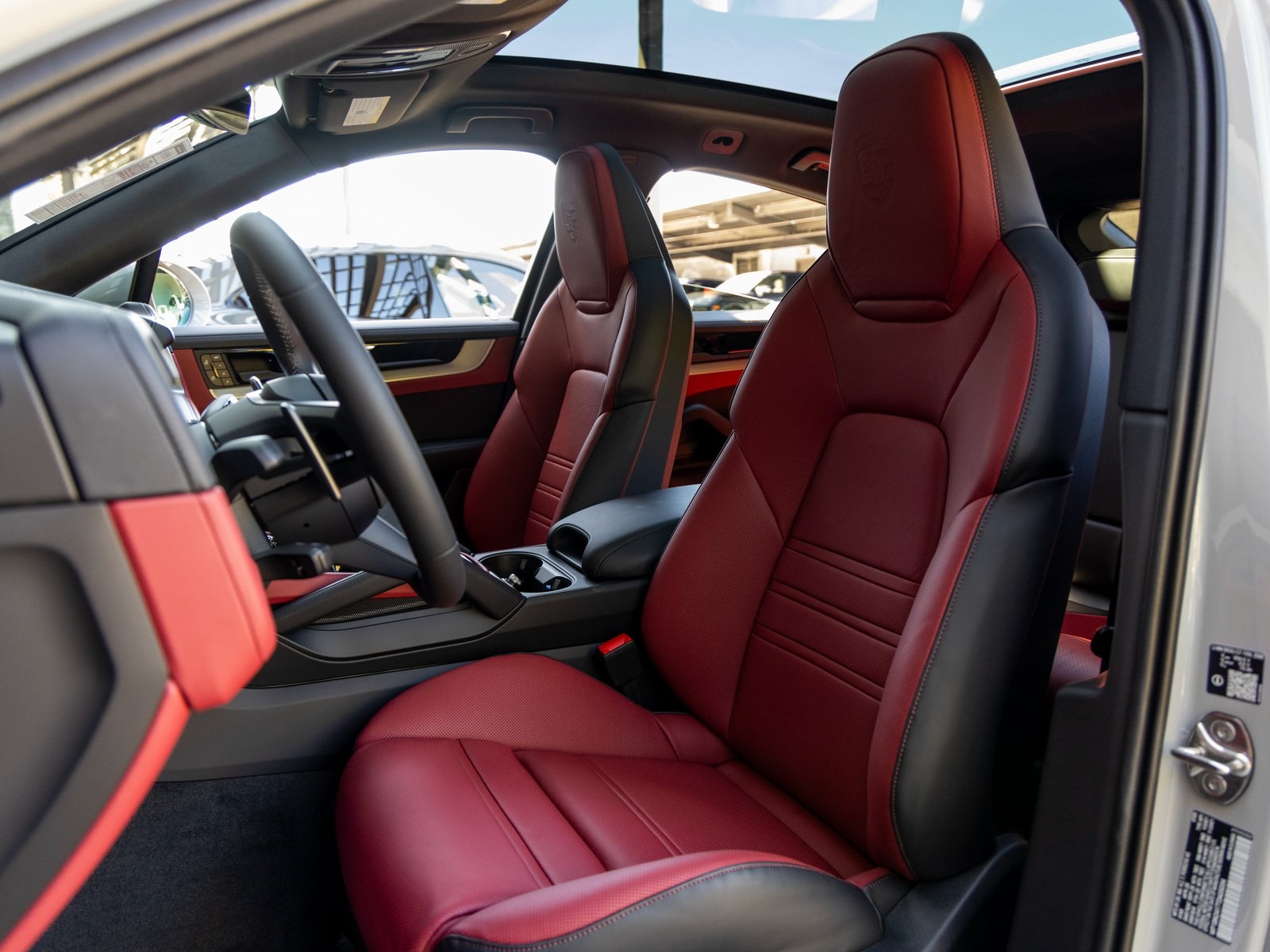 2026 Porsche Cayenne S E-Hybrid Coupe photo 2