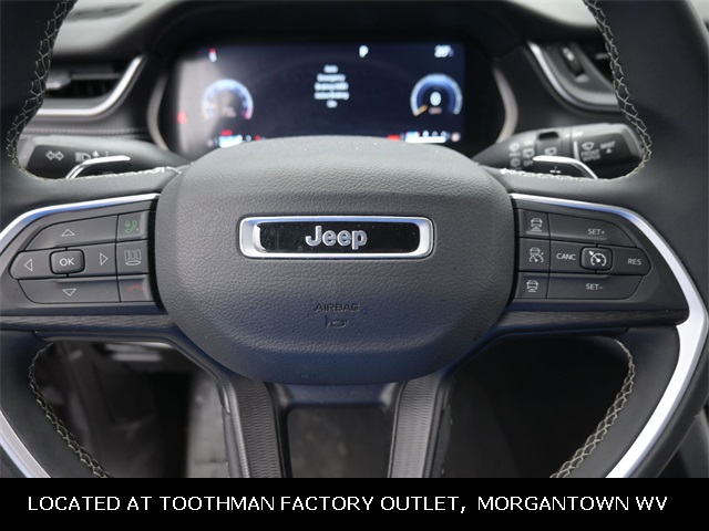 2023 Jeep Grand Cherokee Laredo photo 13