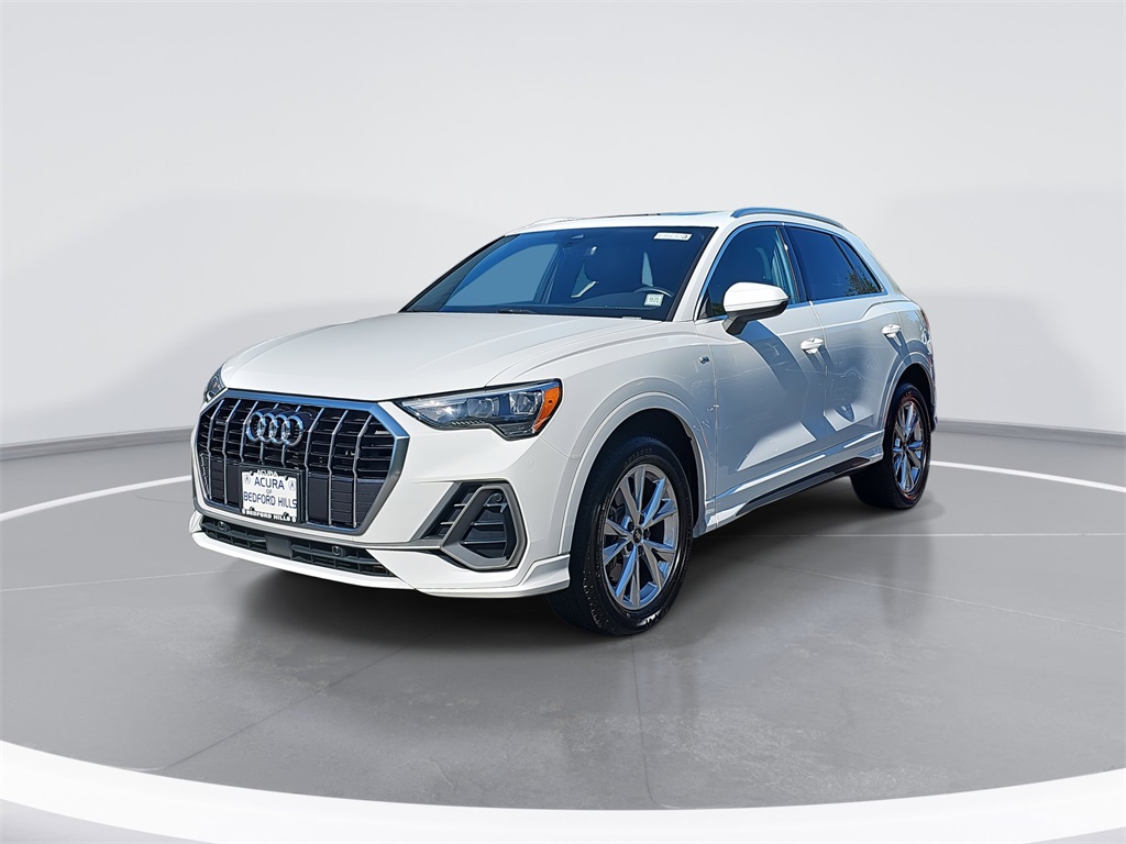 2022 Audi Q3