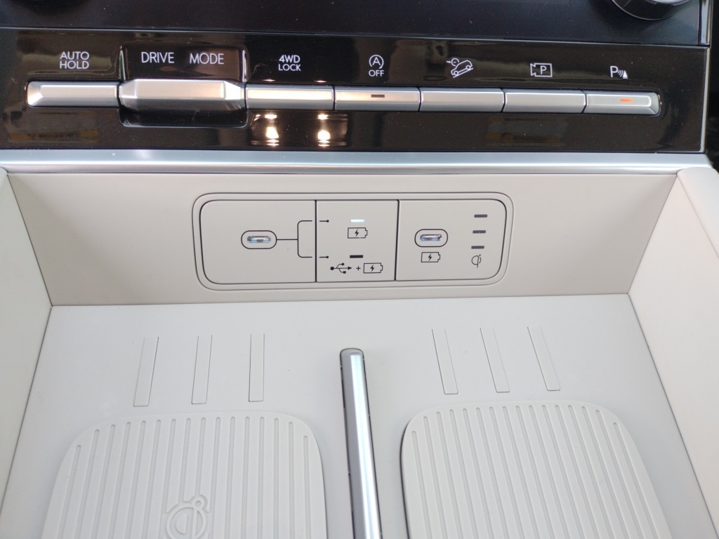 Used 2024 Hyundai Santa Fe SUV