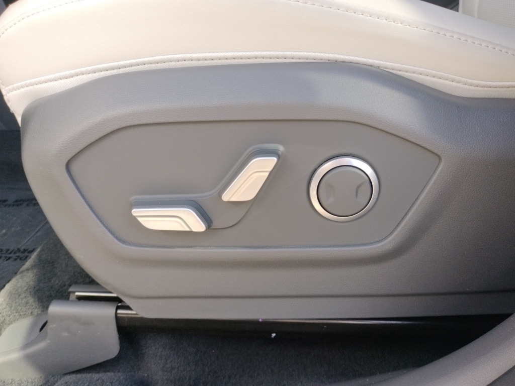 Used 2024 Hyundai Santa Fe SUV