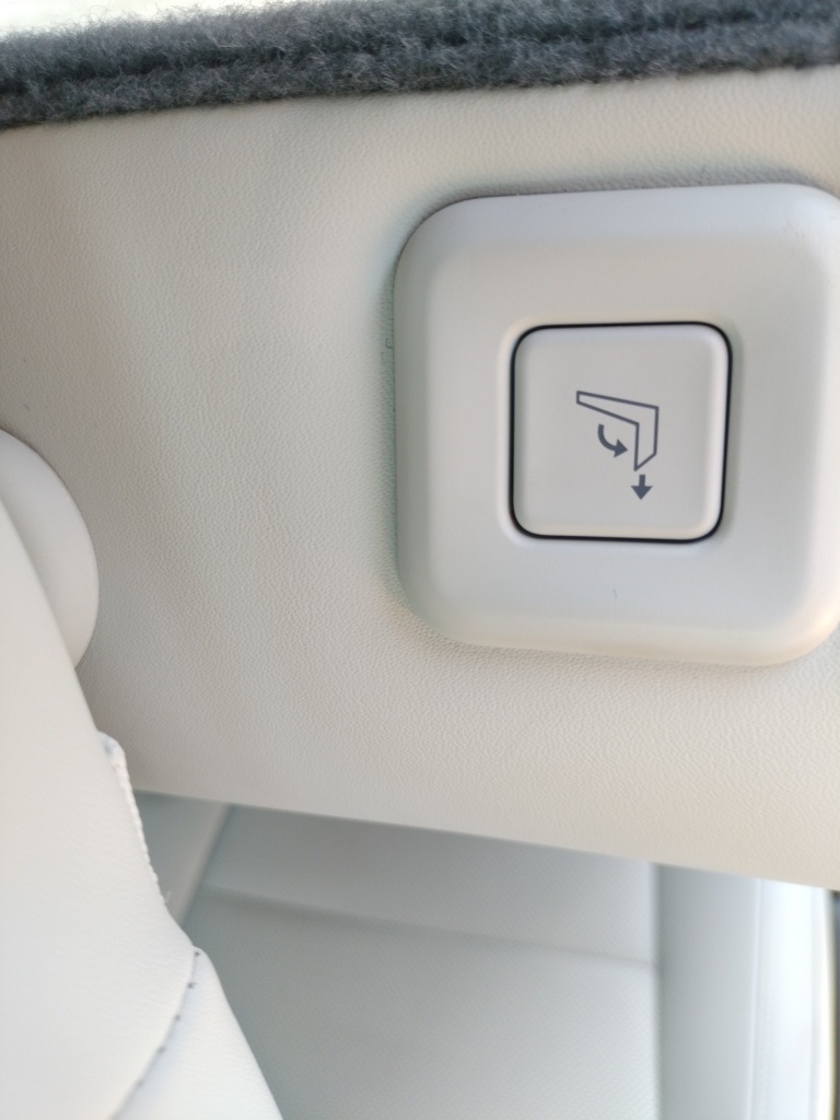 Used 2024 Hyundai Santa Fe SUV