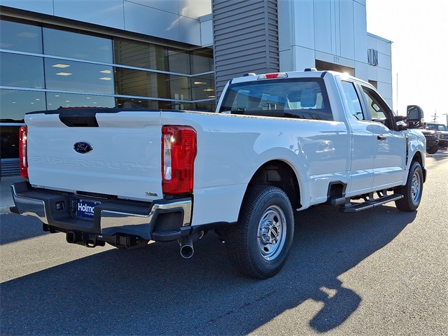 2026 Ford F-250 photo 4