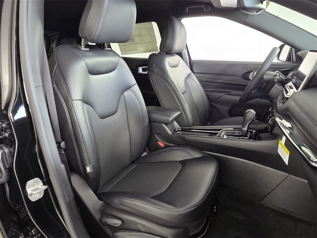 new 2026 Jeep Compass car, priced at $26,305