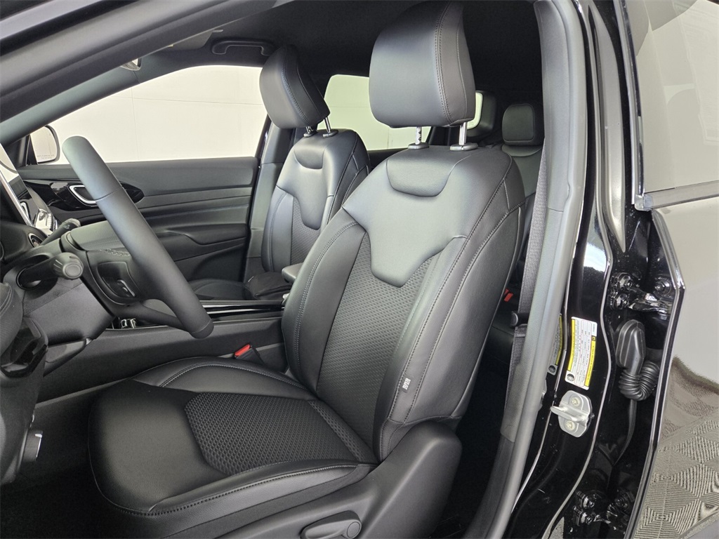 new 2026 Jeep Compass car, priced at $26,305