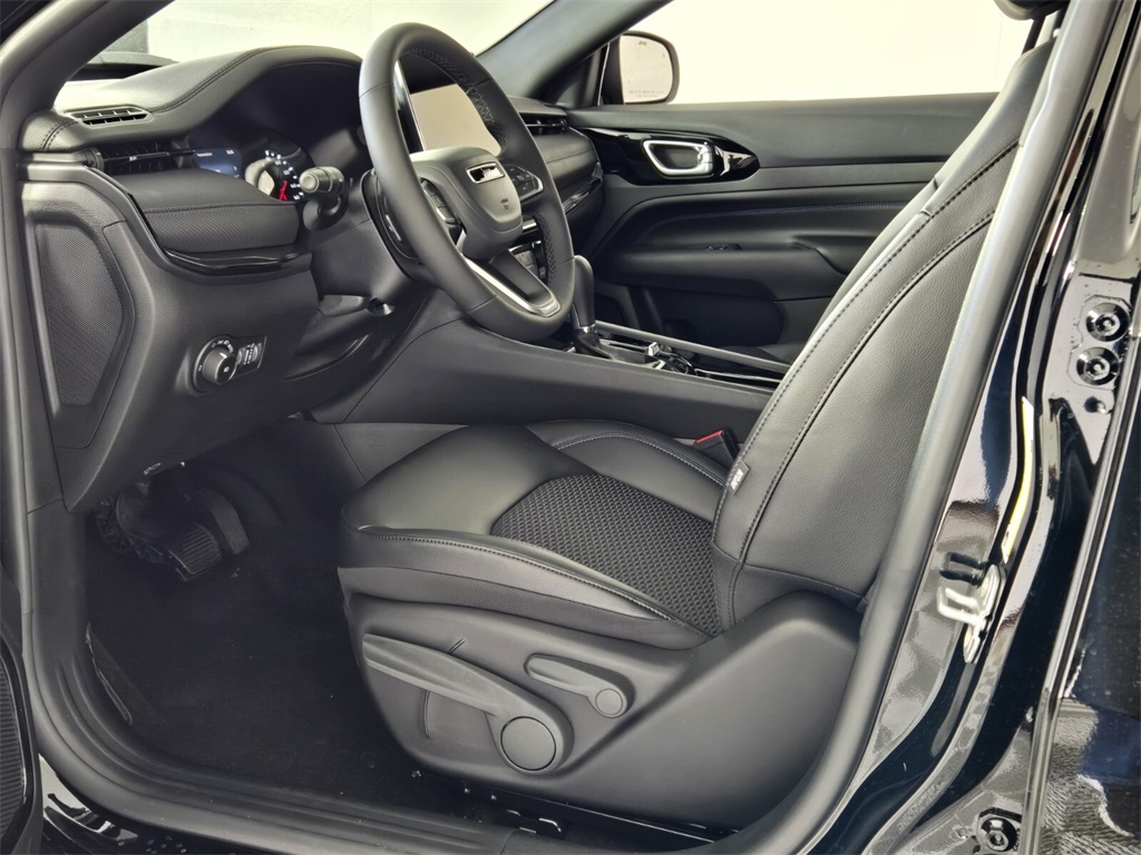 new 2026 Jeep Compass car, priced at $26,305