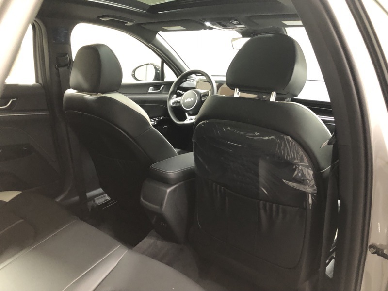 2026 Kia K5 GT-Line photo 10