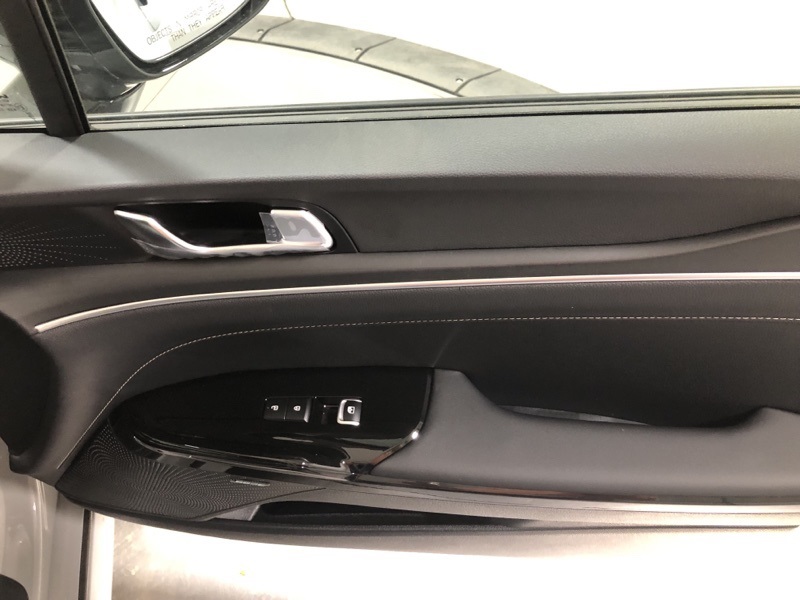 2026 Kia K5 GT-Line photo 13