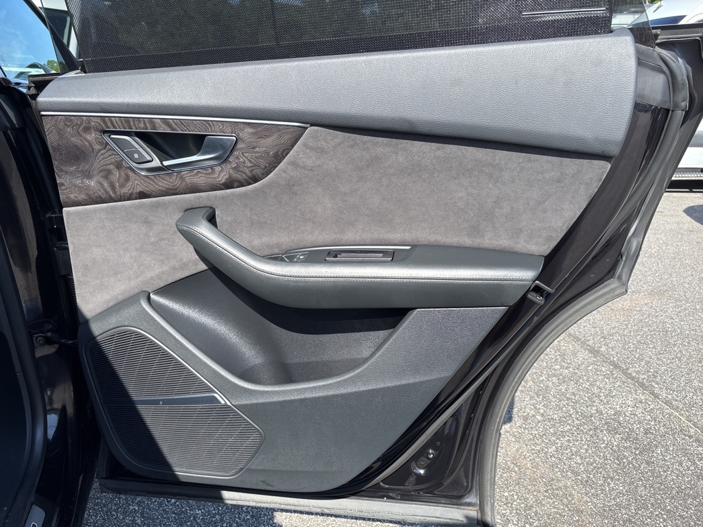 Used 2019 Audi Q8 AWD SUV for sale #SP1460 - photo 23
