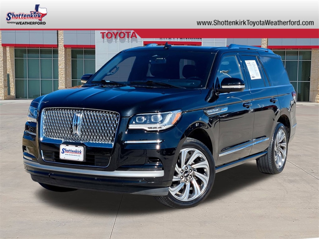 2024 Lincoln Navigator Reserve's photo