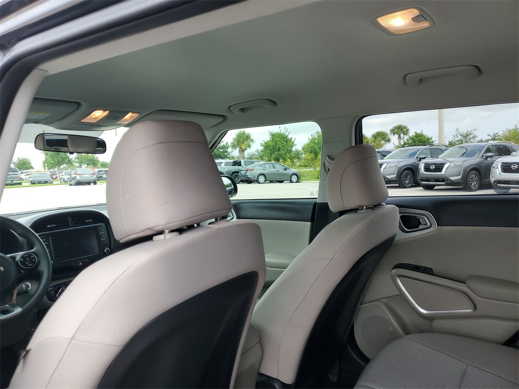 2022 Gravity Gray Kia Soul LX FWD Hatchback