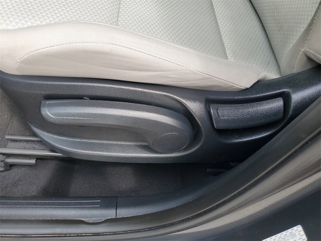 2022 Gravity Gray Kia Soul LX FWD Hatchback