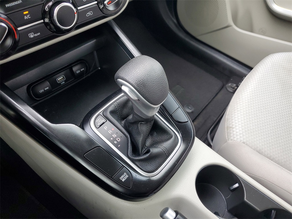 2022 Gravity Gray Kia Soul LX FWD Hatchback