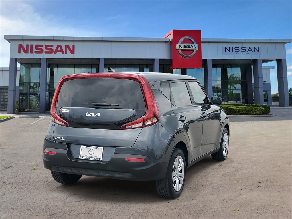 2022 Gravity Gray Kia Soul LX FWD Hatchback
