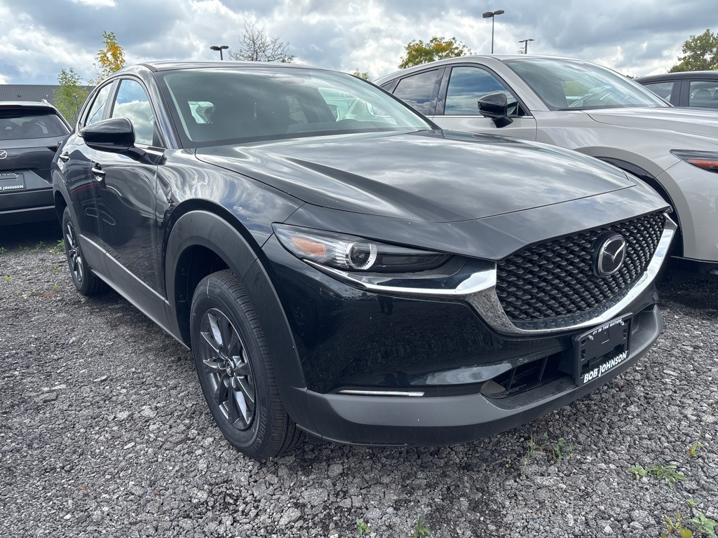 2025 Mazda CX-30 S's photo