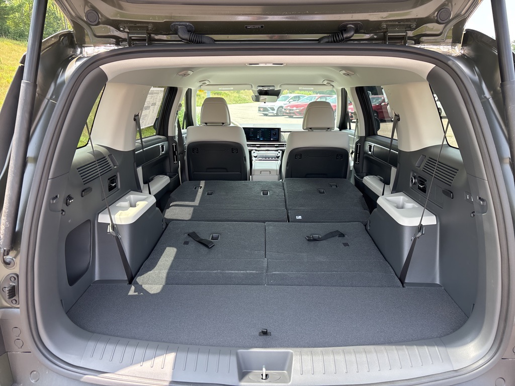 2025 Hyundai Santa Fe SEL photo 10