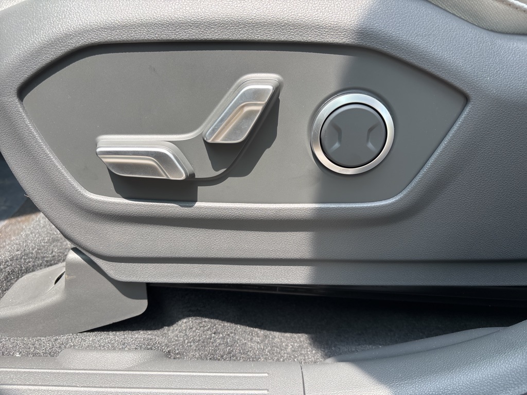 2025 Hyundai Santa Fe SEL photo 14