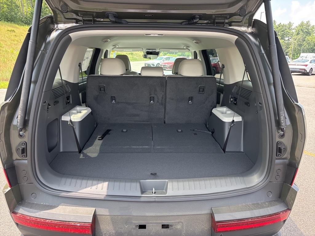 2025 Hyundai Santa Fe SEL photo 8