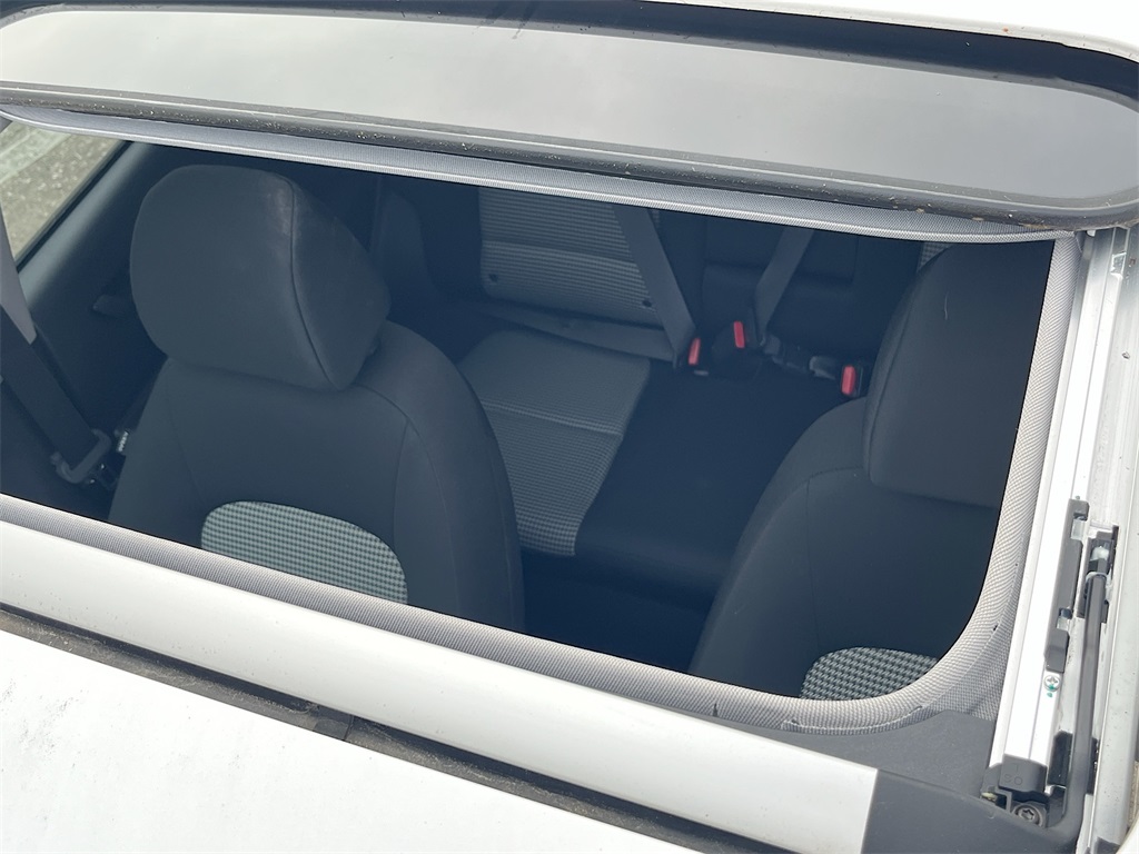 2021 Hyundai Kona SEL Plus photo 19