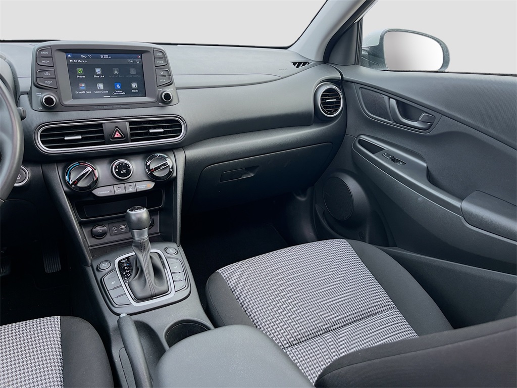 2021 Hyundai Kona SEL Plus photo 21