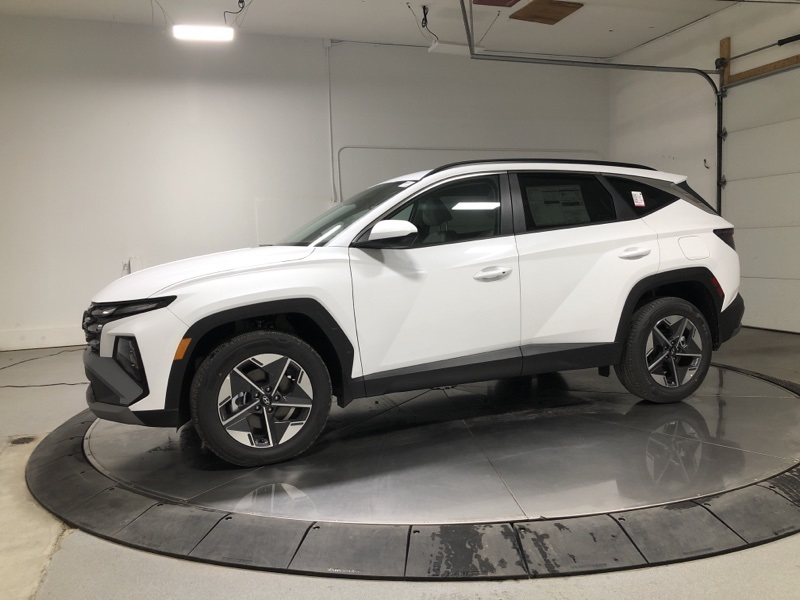 New 2026 Hyundai Tucson Hybrid SUV