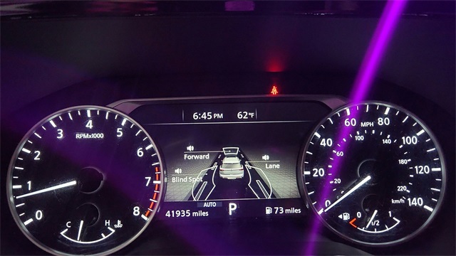 2022 Nissan Pathfinder SV 4WD 2022 Nissan Pathfinder SV 4WD