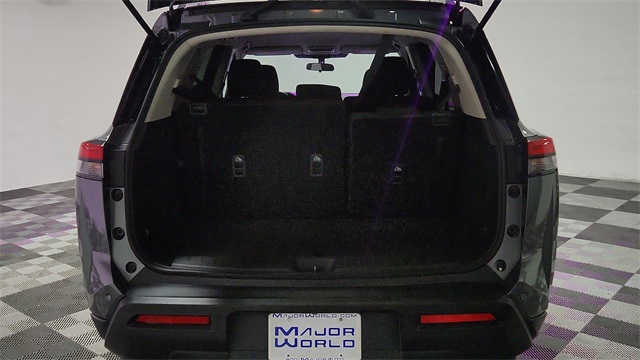 2022 Nissan Pathfinder SV 4WD 2022 Nissan Pathfinder SV 4WD