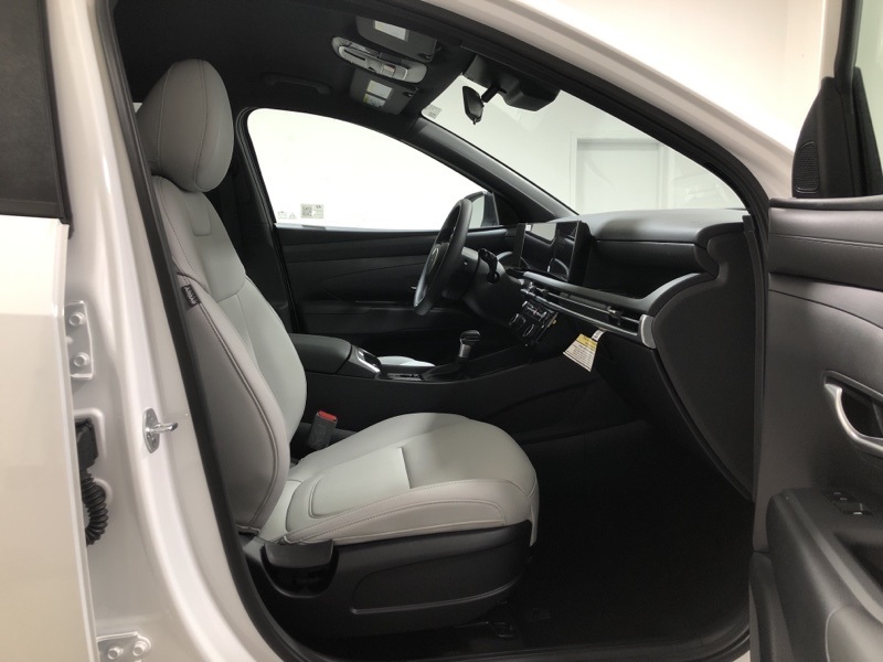 2026 Hyundai Santa Cruz SEL photo 12