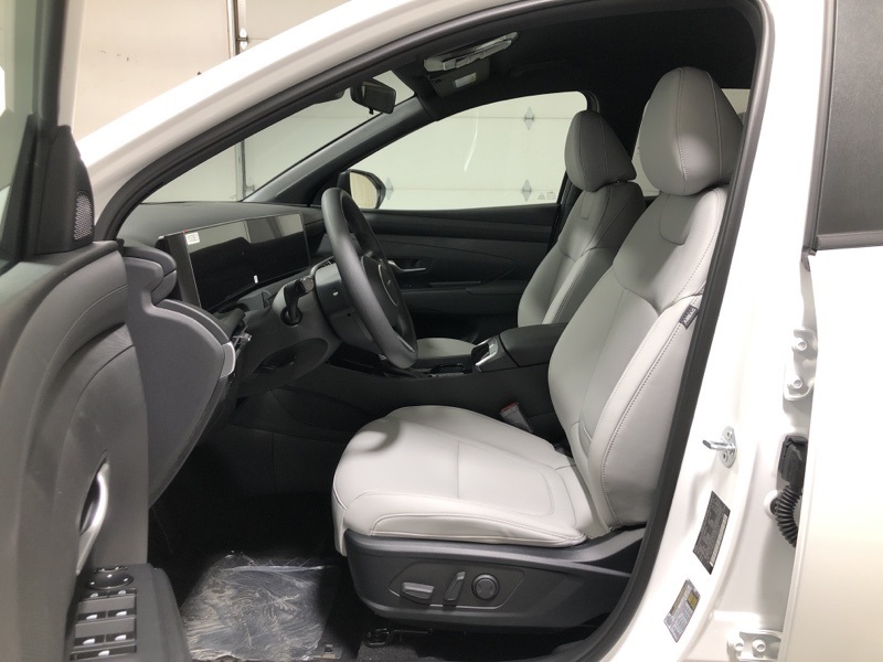 2026 Hyundai Santa Cruz SEL photo 17