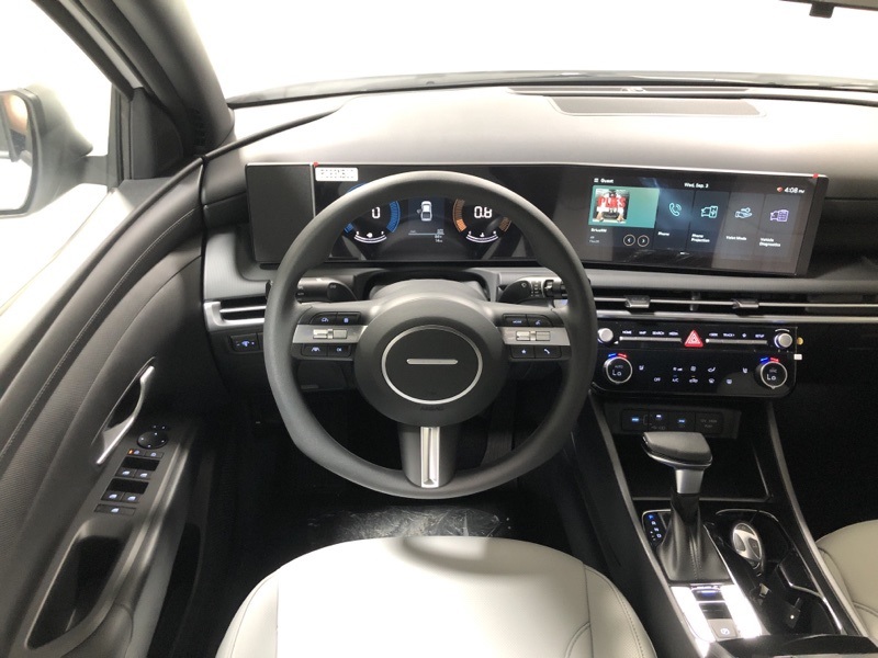 2026 Hyundai Santa Cruz SEL photo 26