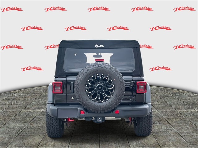 2019 Jeep Wrangler Unlimited Rubicon photo 2