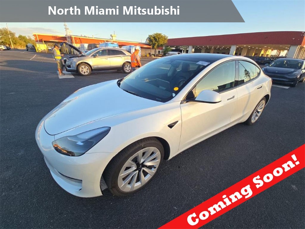 2023 Tesla Model 3 Base's photo