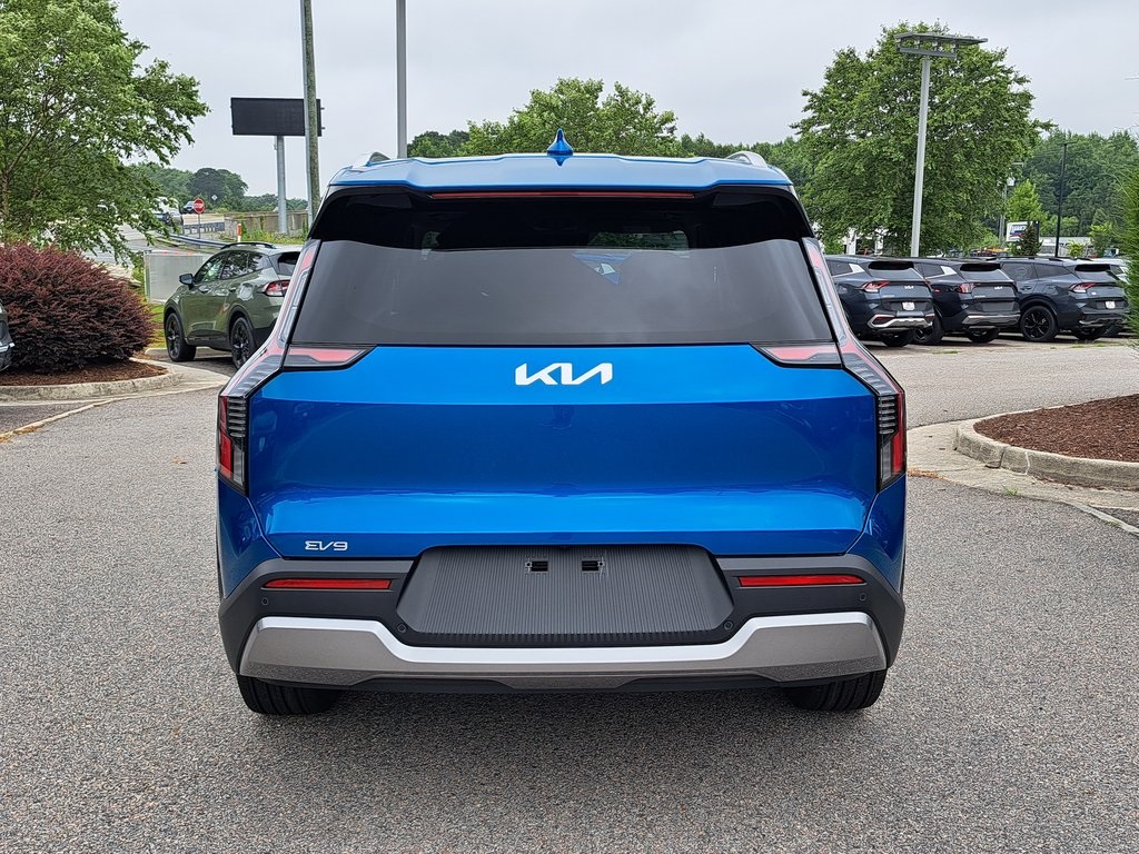 2026 Kia EV9 Wind SUV AWD 5