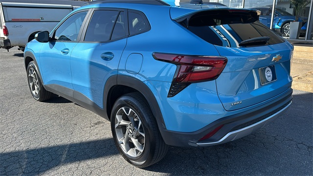 used 2025 Chevrolet Trax car, priced at $21,799