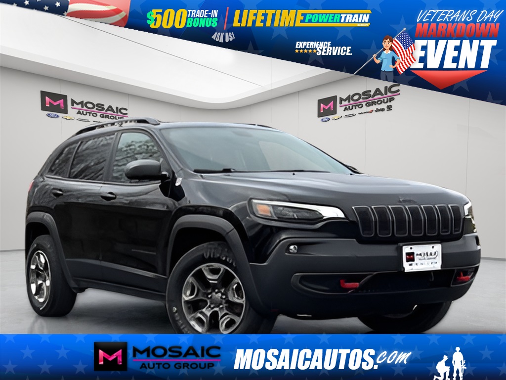 Used 2019 Jeep Cherokee Trailhawk SUVs