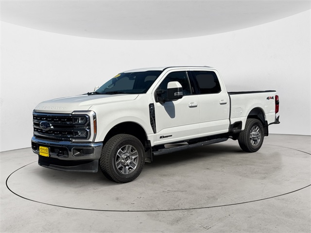 Used 2023 White Ford Lariat image 3