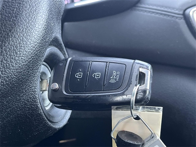 used 2022 Hyundai Santa Fe car, priced at $19,989