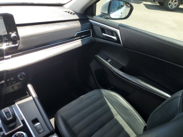 2022 Silver Mitsubishi Outlander FWD SUV