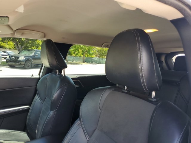 2022 Silver Mitsubishi Outlander FWD SUV