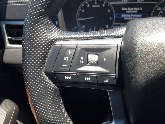 2022 Silver Mitsubishi Outlander FWD SUV